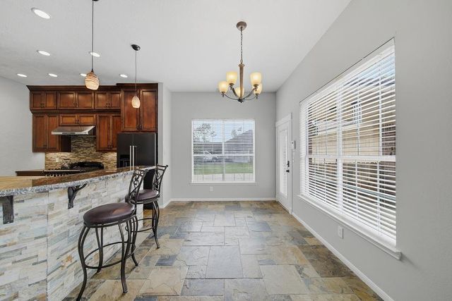 1601 Orlando Street, Friendswood, TX 77546