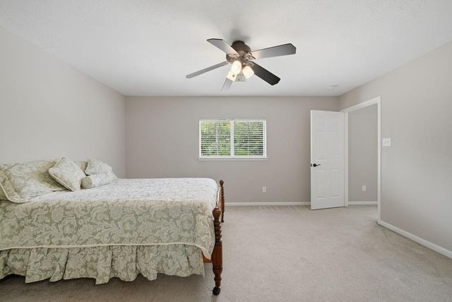 1601 Orlando Street, Friendswood, TX 77546