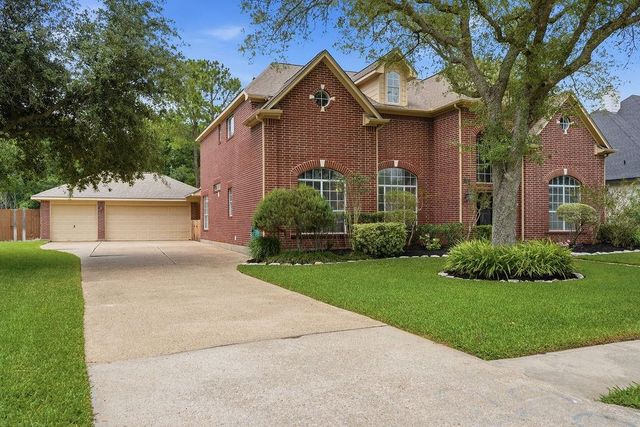 1601 Orlando Street, Friendswood, TX 77546
