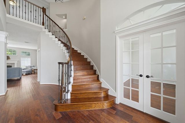 1601 Orlando Street, Friendswood, TX 77546