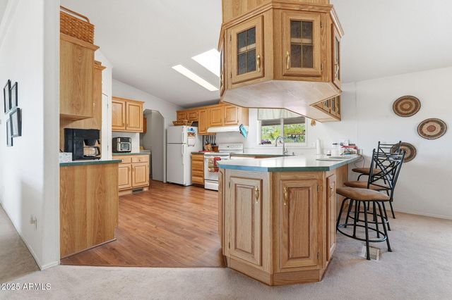 1694 W TONTO Street, Apache Junction, AZ 85120