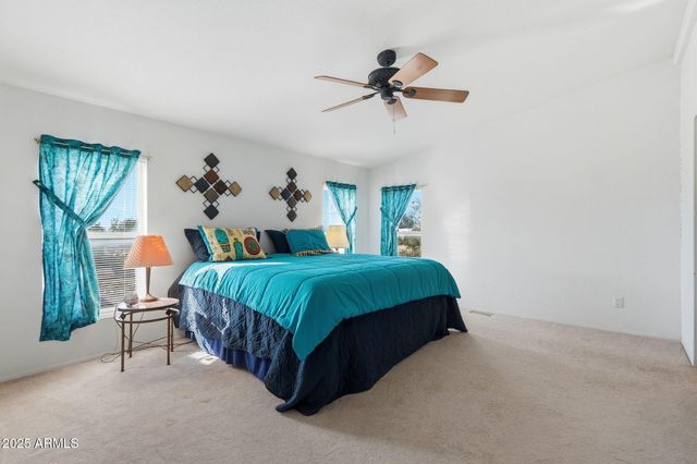 1694 W TONTO Street, Apache Junction, AZ 85120