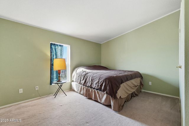 1694 W TONTO Street, Apache Junction, AZ 85120