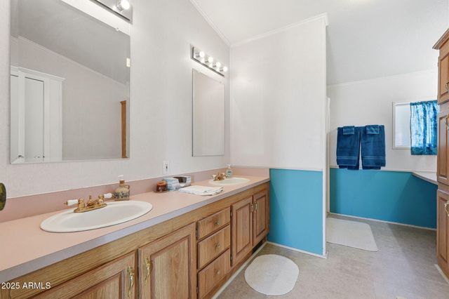 1694 W TONTO Street, Apache Junction, AZ 85120