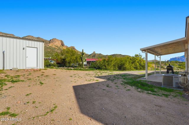 1694 W TONTO Street, Apache Junction, AZ 85120