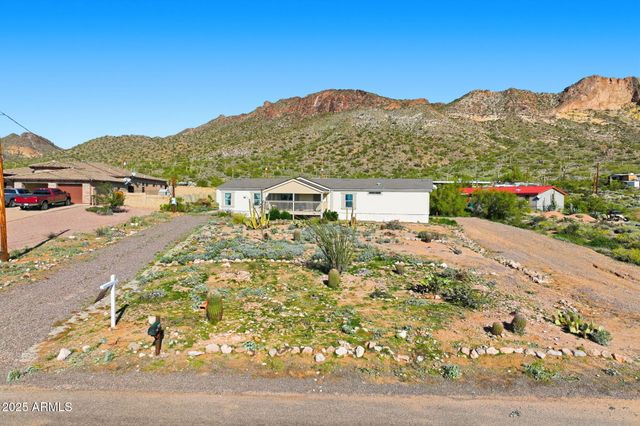 1694 W TONTO Street, Apache Junction, AZ 85120