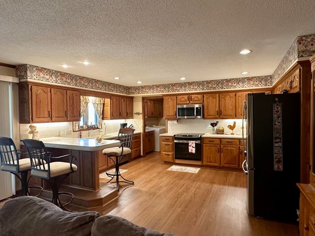 5221 E Farm Road 142, Springfield, MO 65809