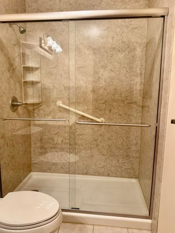 5221 E Farm Road 142, Springfield, MO 65809