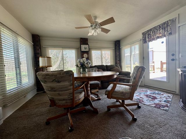 5221 E Farm Road 142, Springfield, MO 65809