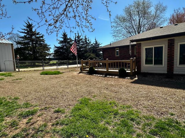 5221 E Farm Road 142, Springfield, MO 65809