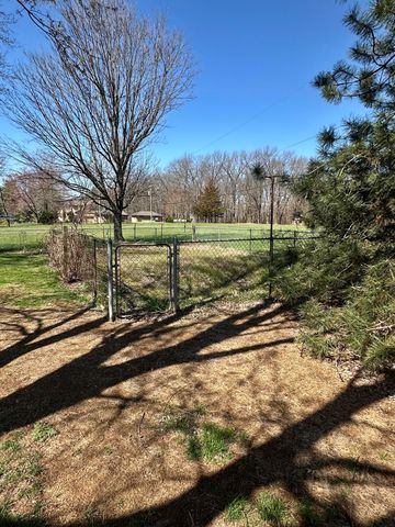 5221 E Farm Road 142, Springfield, MO 65809