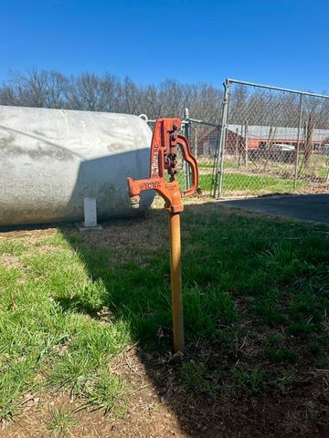 5221 E Farm Road 142, Springfield, MO 65809