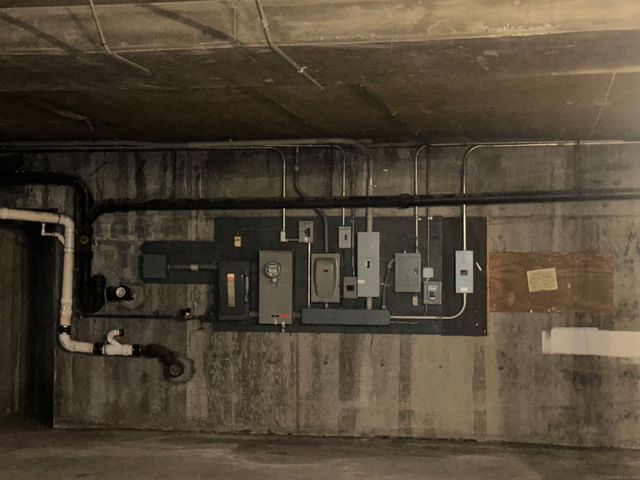 922 Grand Avenue, New Haven, CT 06511