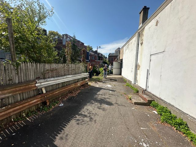 922 Grand Avenue, New Haven, CT 06511