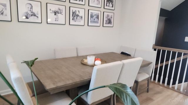 13 Wentworth Lane, Deer Park, OH 45236