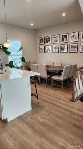 13 Wentworth Lane, Deer Park, OH 45236