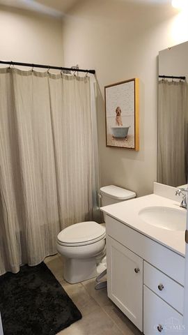 13 Wentworth Lane, Deer Park, OH 45236