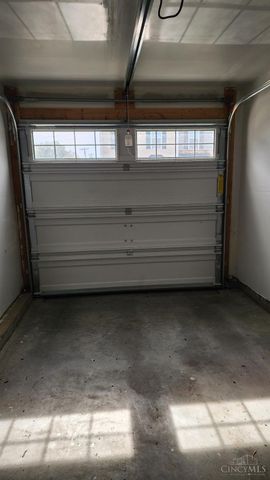 13 Wentworth Lane, Deer Park, OH 45236