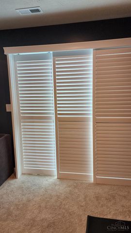 13 Wentworth Lane, Deer Park, OH 45236