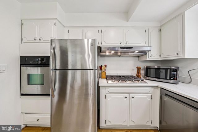 4 BURKET CT, Silver Spring, MD 20910