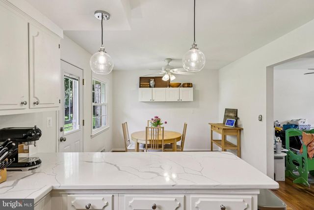 4 BURKET CT, Silver Spring, MD 20910