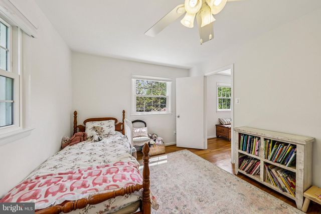 4 BURKET CT, Silver Spring, MD 20910