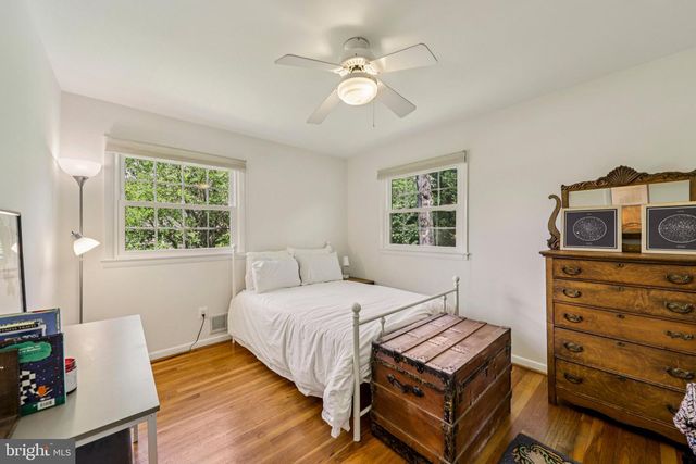 4 BURKET CT, Silver Spring, MD 20910
