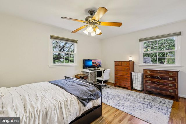 4 BURKET CT, Silver Spring, MD 20910