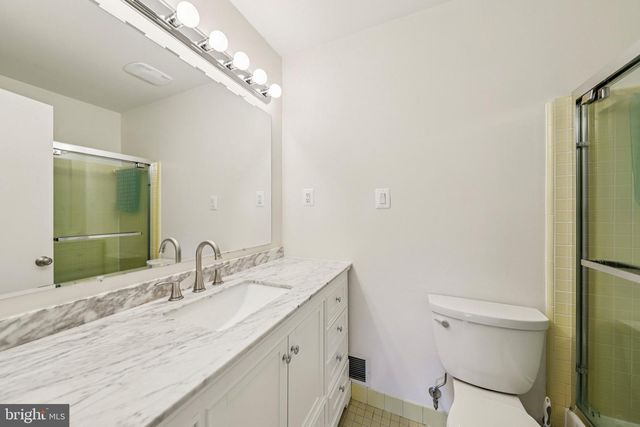 4 BURKET CT, Silver Spring, MD 20910