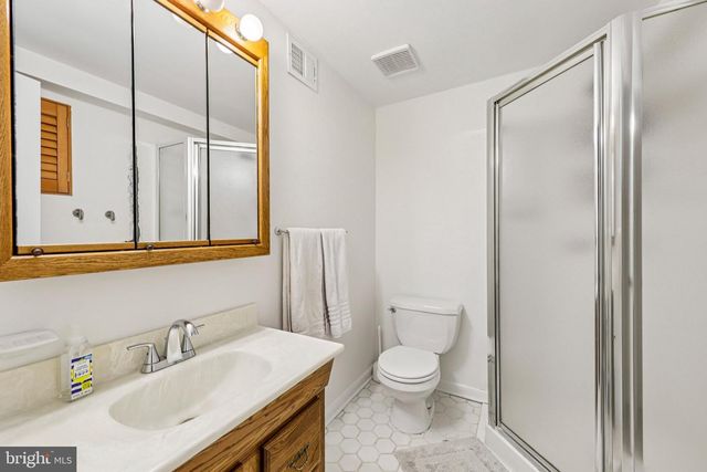 4 BURKET CT, Silver Spring, MD 20910