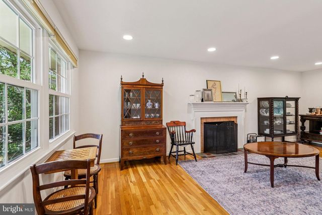 4 BURKET CT, Silver Spring, MD 20910
