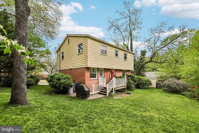 4 BURKET CT, Silver Spring, MD 20910
