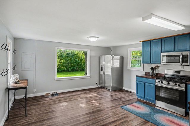 5729 N Sprinkle Road, Kalamazoo, MI 49004