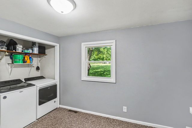 5729 N Sprinkle Road, Kalamazoo, MI 49004