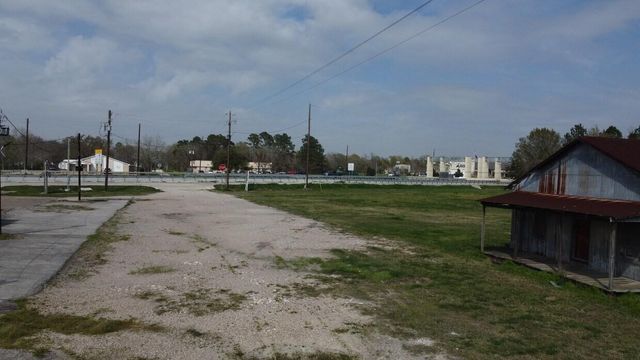 2200 Tallant Street, Baytown, TX 77520