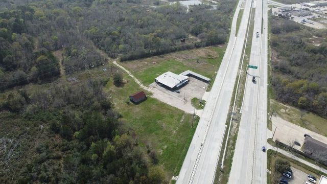 2200 Tallant Street, Baytown, TX 77520