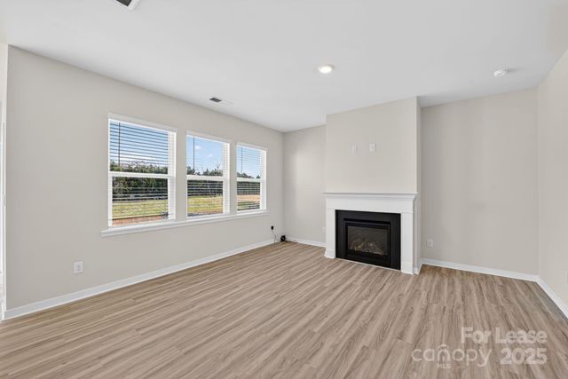 12129 Lady Bell Drive, Charlotte, NC 28278