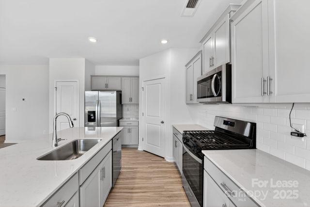 12129 Lady Bell Drive, Charlotte, NC 28278