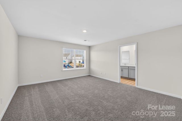 12129 Lady Bell Drive, Charlotte, NC 28278