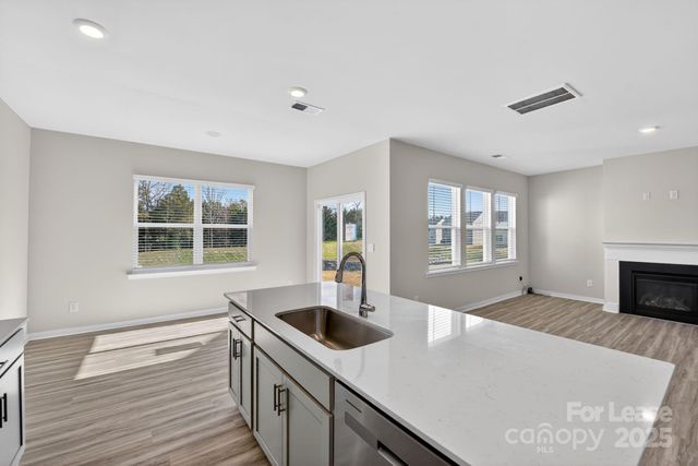 12129 Lady Bell Drive, Charlotte, NC 28278