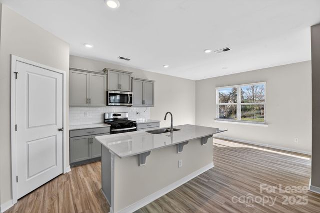 12129 Lady Bell Drive, Charlotte, NC 28278