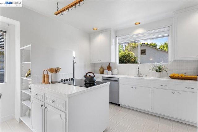 819 Superior Ave, San Leandro, CA 94577