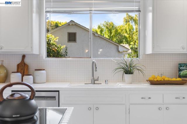 819 Superior Ave, San Leandro, CA 94577