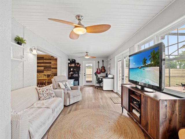1161 W LAKE BRANTLEY ROAD, Altamonte Springs, FL 32714