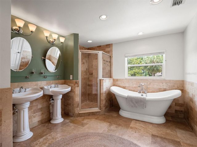 1161 W LAKE BRANTLEY ROAD, Altamonte Springs, FL 32714