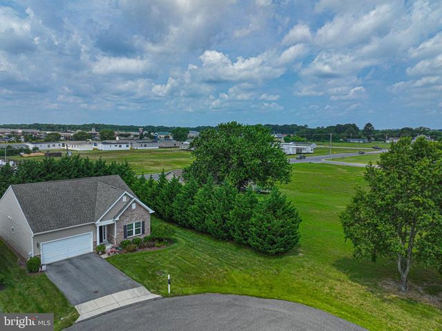 115 ALEXANDREAS CT #8, Millsboro, DE 19966