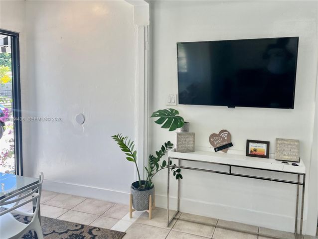 5504 NW 3rd Avenue F, Miami, FL 33127