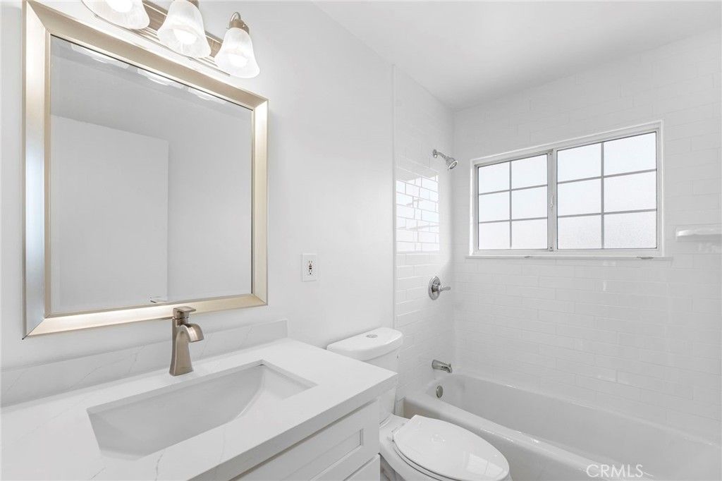 Image 5 of property listing at 15565 La Fortuna Drive, La Mirada, CA 90638