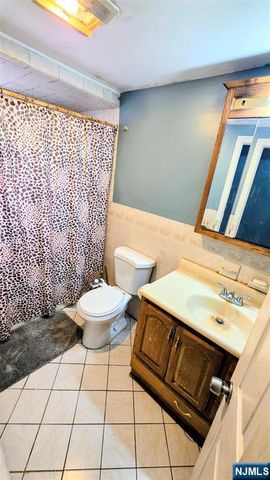 7 Barnard Place, North Arlington, NJ 07031