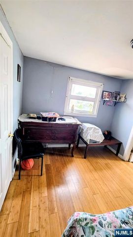 7 Barnard Place, North Arlington, NJ 07031